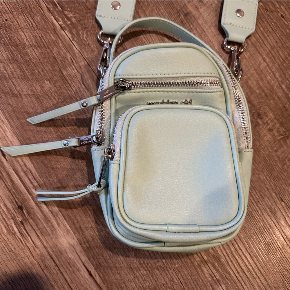 MADDEN GIRL CELLPHONE CROSSBODY HANDBAG In mint color!! - Picture 3 of 15